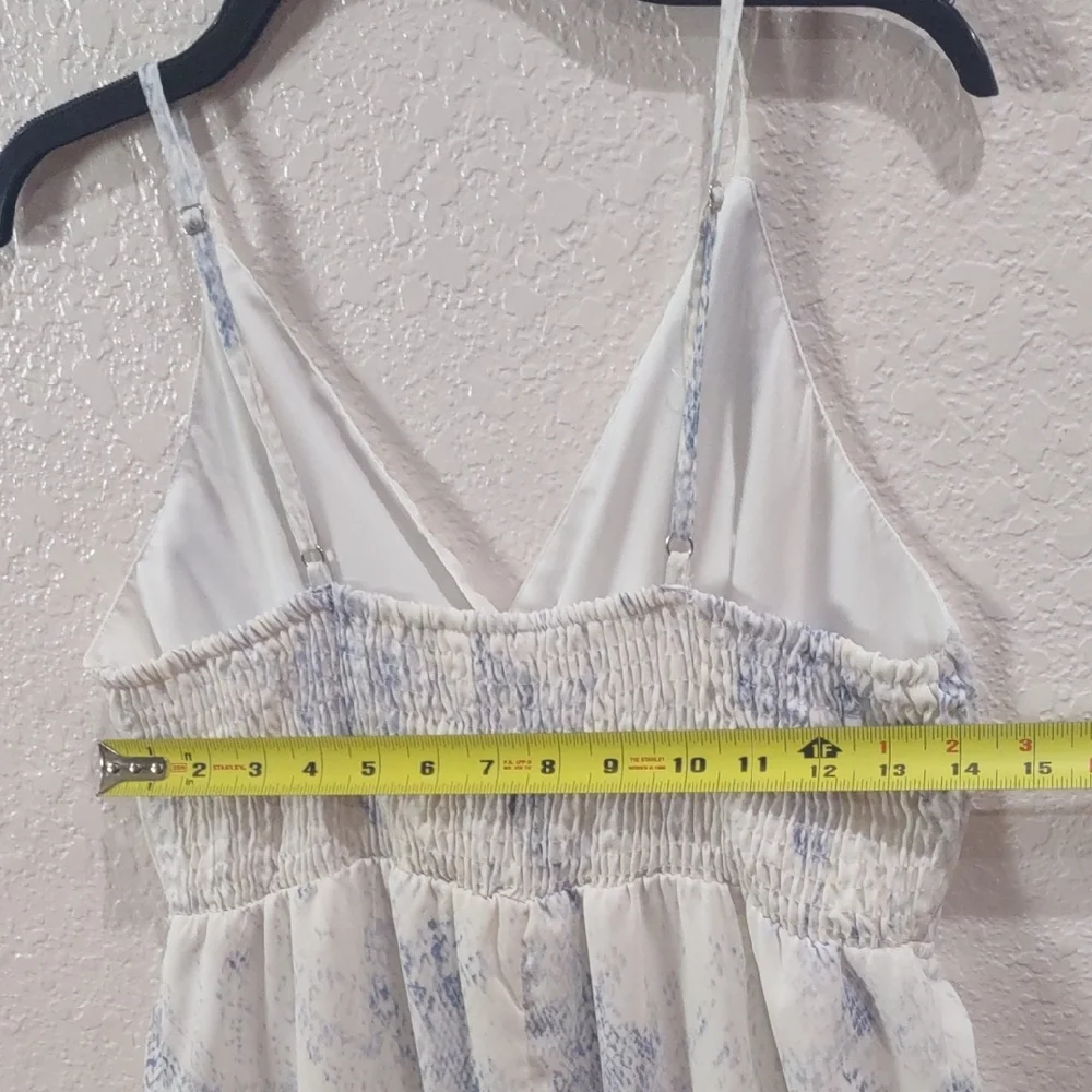 Sim & SamWhite and Blue Sleeveless Dress - Picture 9 of 17